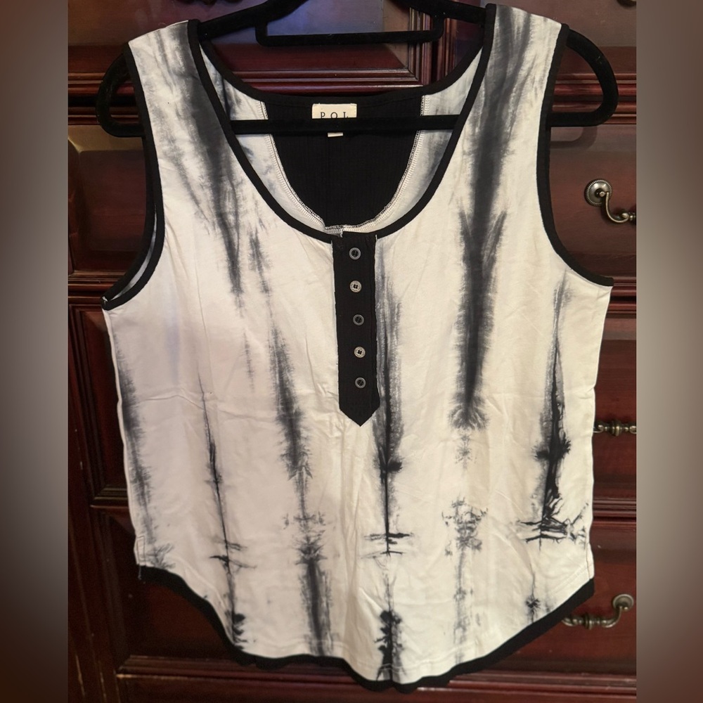 POL Black and White Women's Tank Top